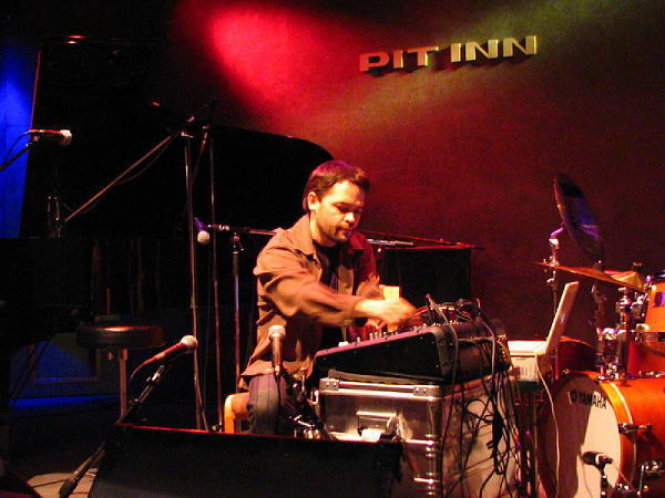 Arve Henriksen �i�A�����F�E�w�����N�Z���j �ʐ^