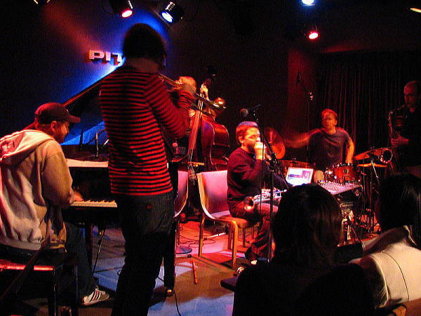 Arve Henriksen �i�A�����F�E�w�����N�Z���j �ʐ^