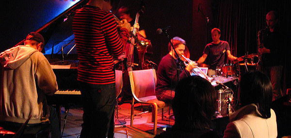 Arve Henriksen �i�A�����F�E�w�����N�Z���j �ʐ^