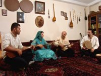 �N���h�n�C�����l�^���u�[���t�҈�� ���A�i�[�C�[�E�t�@�~���[